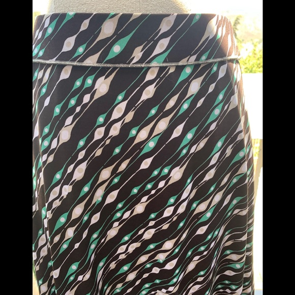 MAX STUDIO SKIRT XS S M EASY ON AND OFF - Picture 4 of 4
